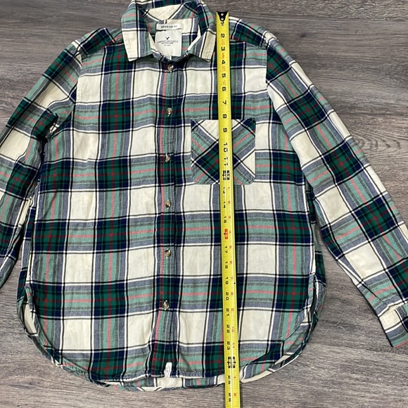 American eagle outfitters button down plaid boyfriend fit top size Small - Picture 8 of 8